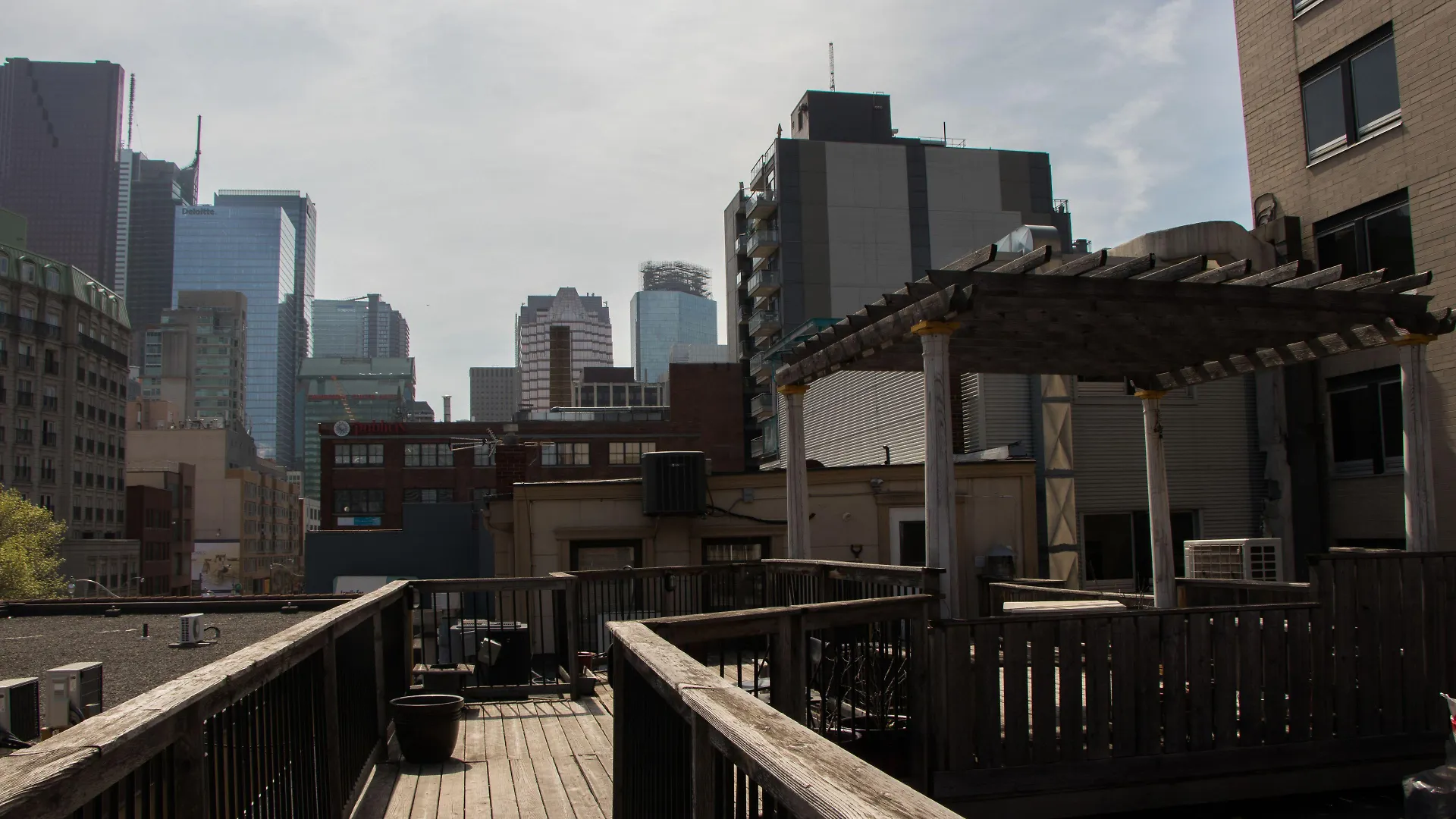 トロント セント ローレンス レジデンス アンド スイーツホステル ホステル