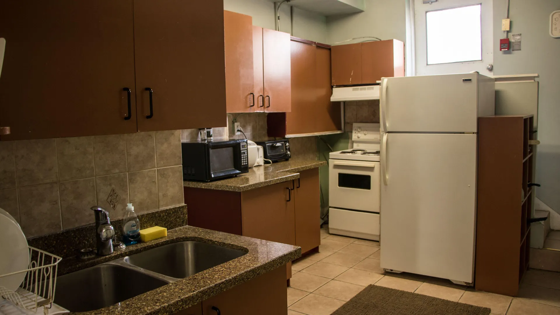 トロント セント ローレンス レジデンス アンド スイーツホステル ホステル