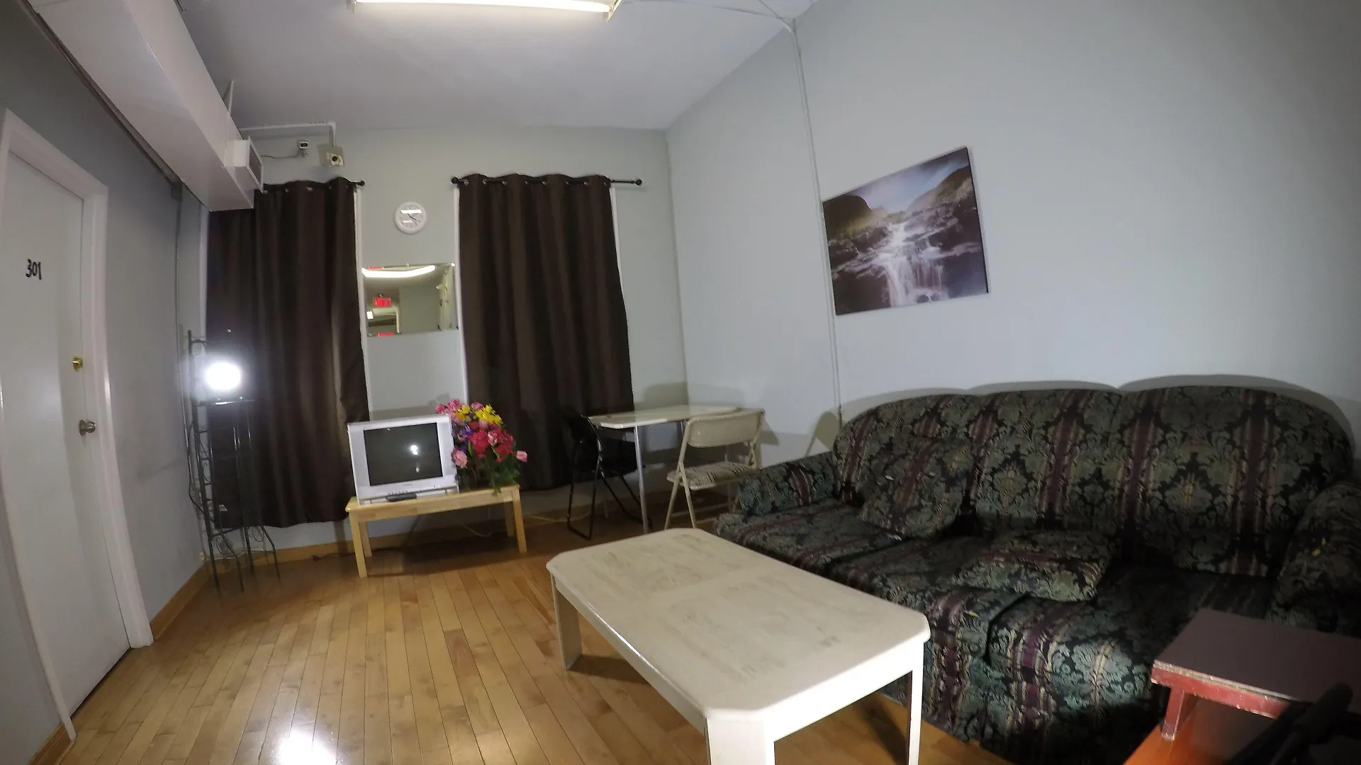 トロント セント ローレンス レジデンス アンド スイーツホステル