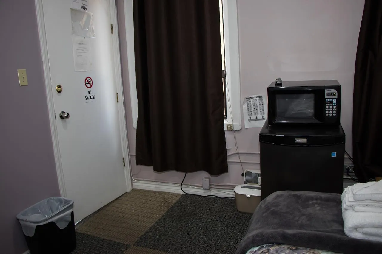 トロント セント ローレンス レジデンス アンド スイーツホステル ホステル